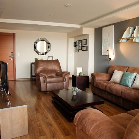 Appartamento Wanderlot - Departamento Leganza - Penthouse Lujoso Riobamba Esterno foto