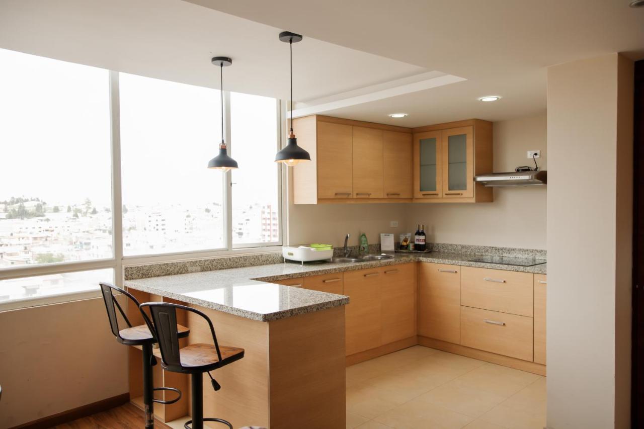 Appartamento Wanderlot - Departamento Leganza - Penthouse Lujoso Riobamba Esterno foto